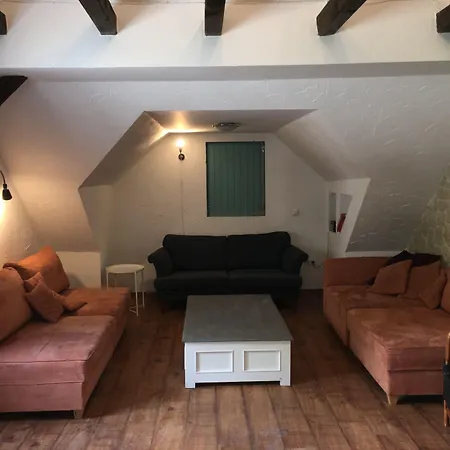 ベッド・アンド・ブレックファスト Feische